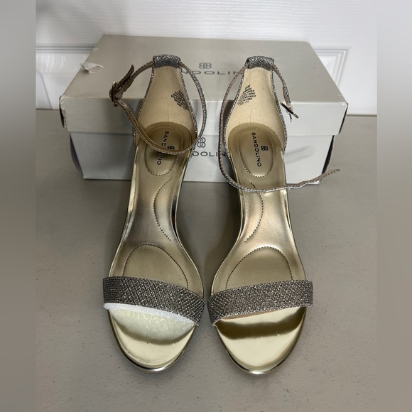 💎 NIB! Bandolino Metallic Heels - Picture 7 of 11